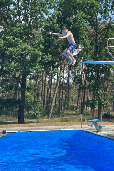 Schwimmlager