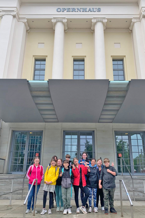 Theater Projekt unerh&ouml;rt